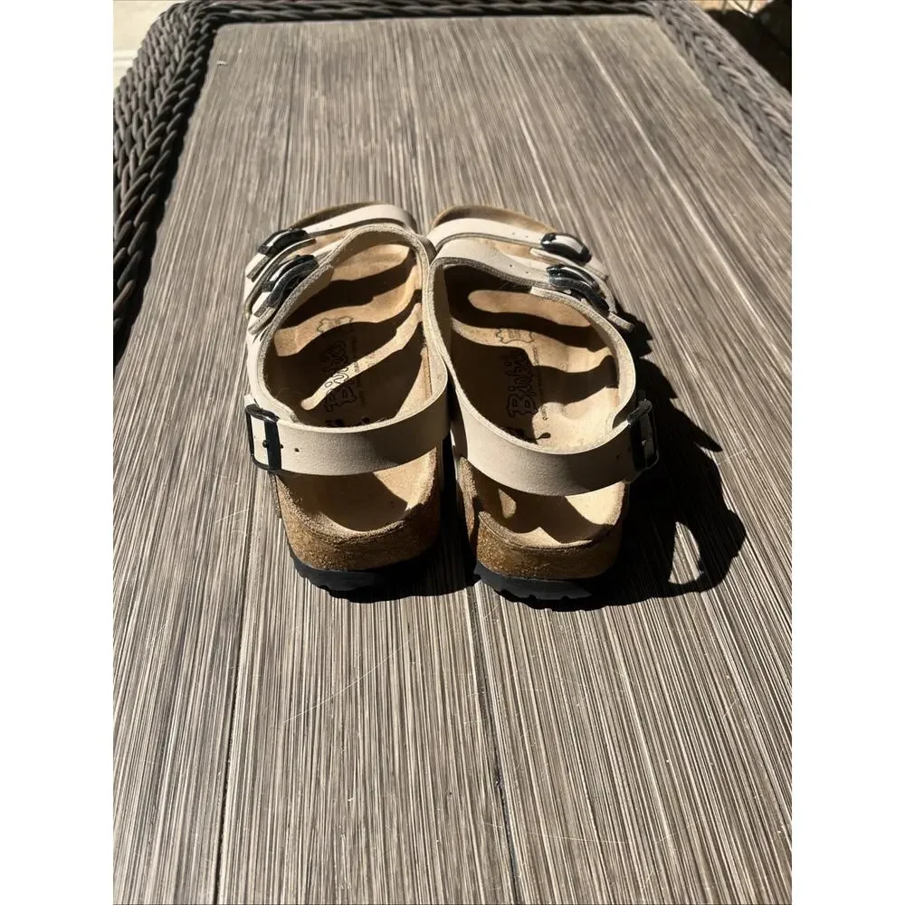 Birkenstock Sandals Womens 40 Strappy White Slip On Open Toe Casual Comfort - Picture 10 of 13